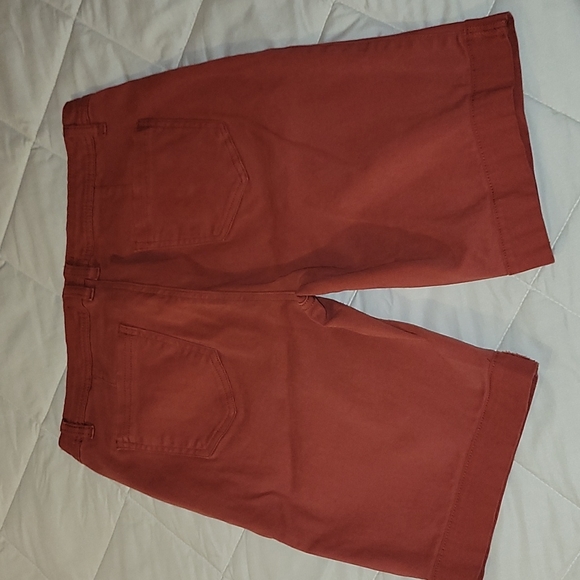 Bermuda Shorts - Picture 2 of 2